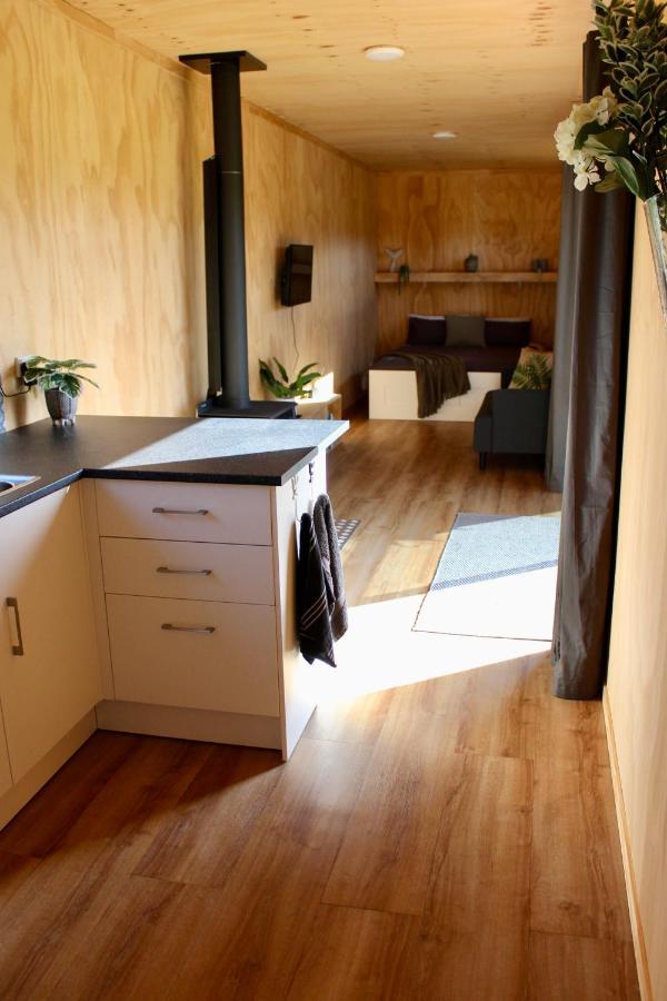 Luxury Container Cabin Masterton Dış mekan fotoğraf