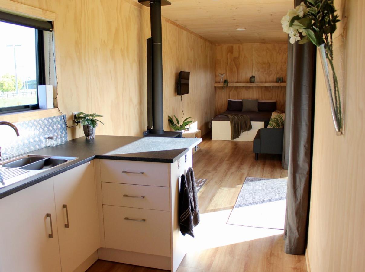 Luxury Container Cabin Masterton Dış mekan fotoğraf